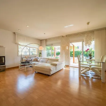 Beverly Hills Lux - Design